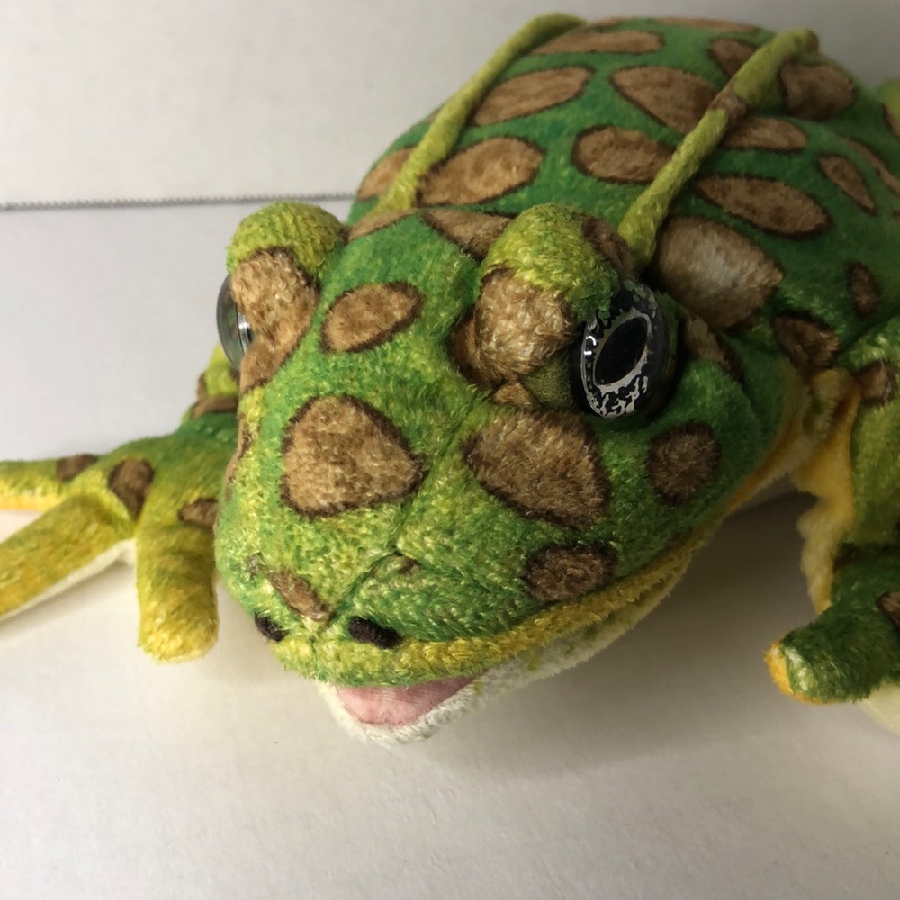 Folkmanis Realistic Leopard Frog Puppet Plush Stuffed Animal Hand Puppet